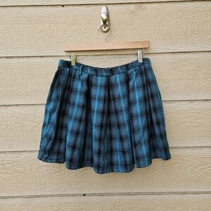 Hot Topic black and turquoise plaid pleated mini skirt large